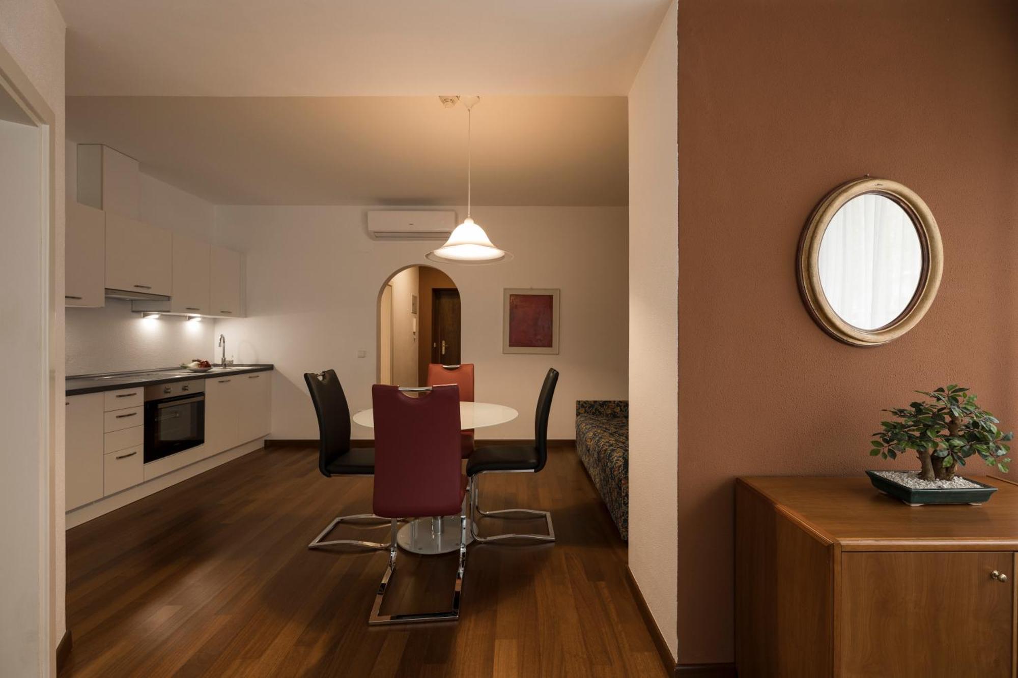 Residence Desiree Classic & Design Merano Oda fotoğraf